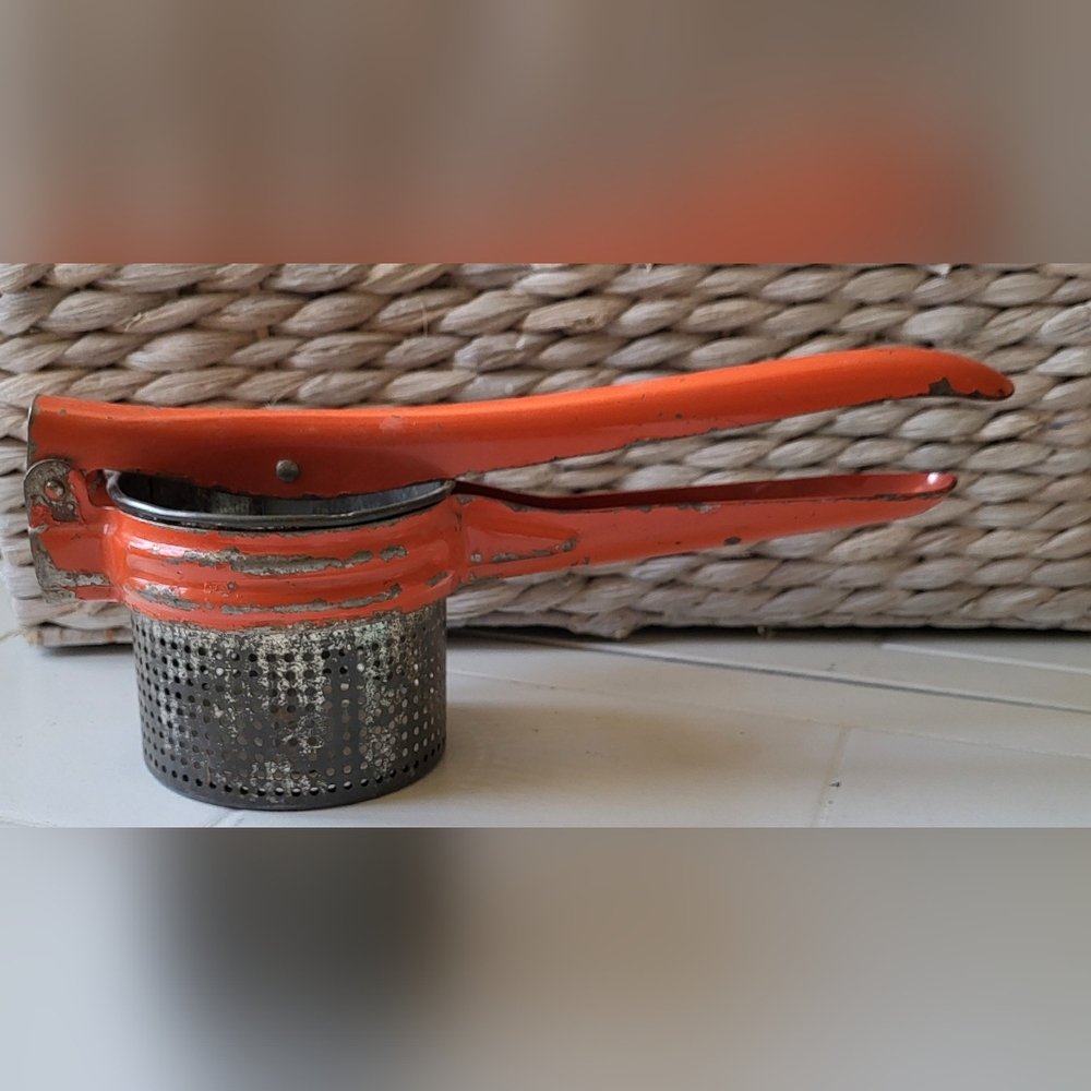 Vtg Hand Potato Ricer Fruit Juicer Strainer Steel Red Well Used Country Kitchen